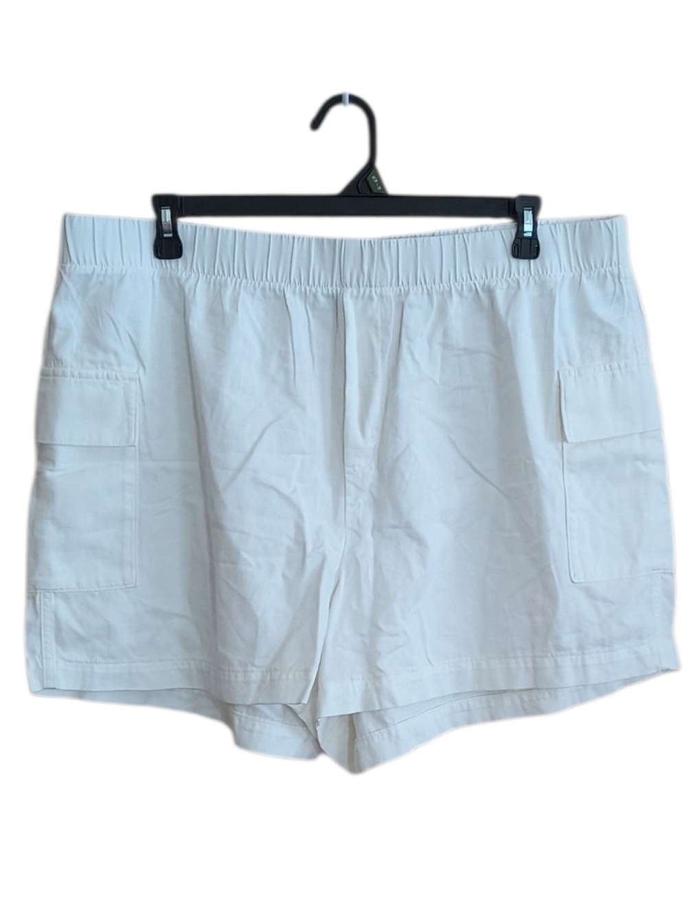 GAP White/Ivory Athletic Shorts with Patch Pockets Size XXL
